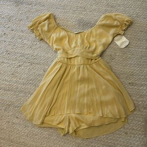 Altar’d State Hailey double layered romper in  yellow